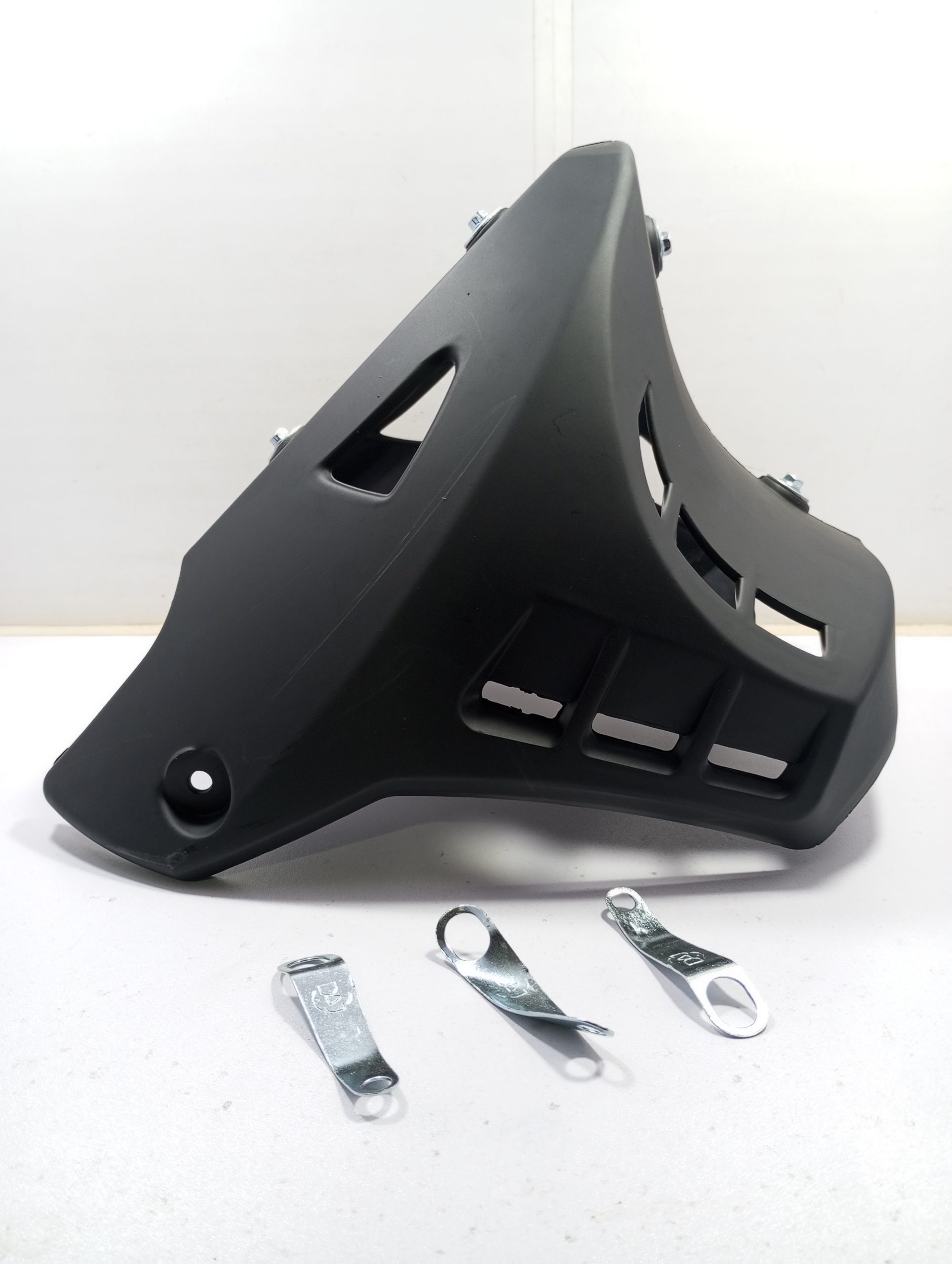 Matt Engine Guard For YBR 125cc - Image 2