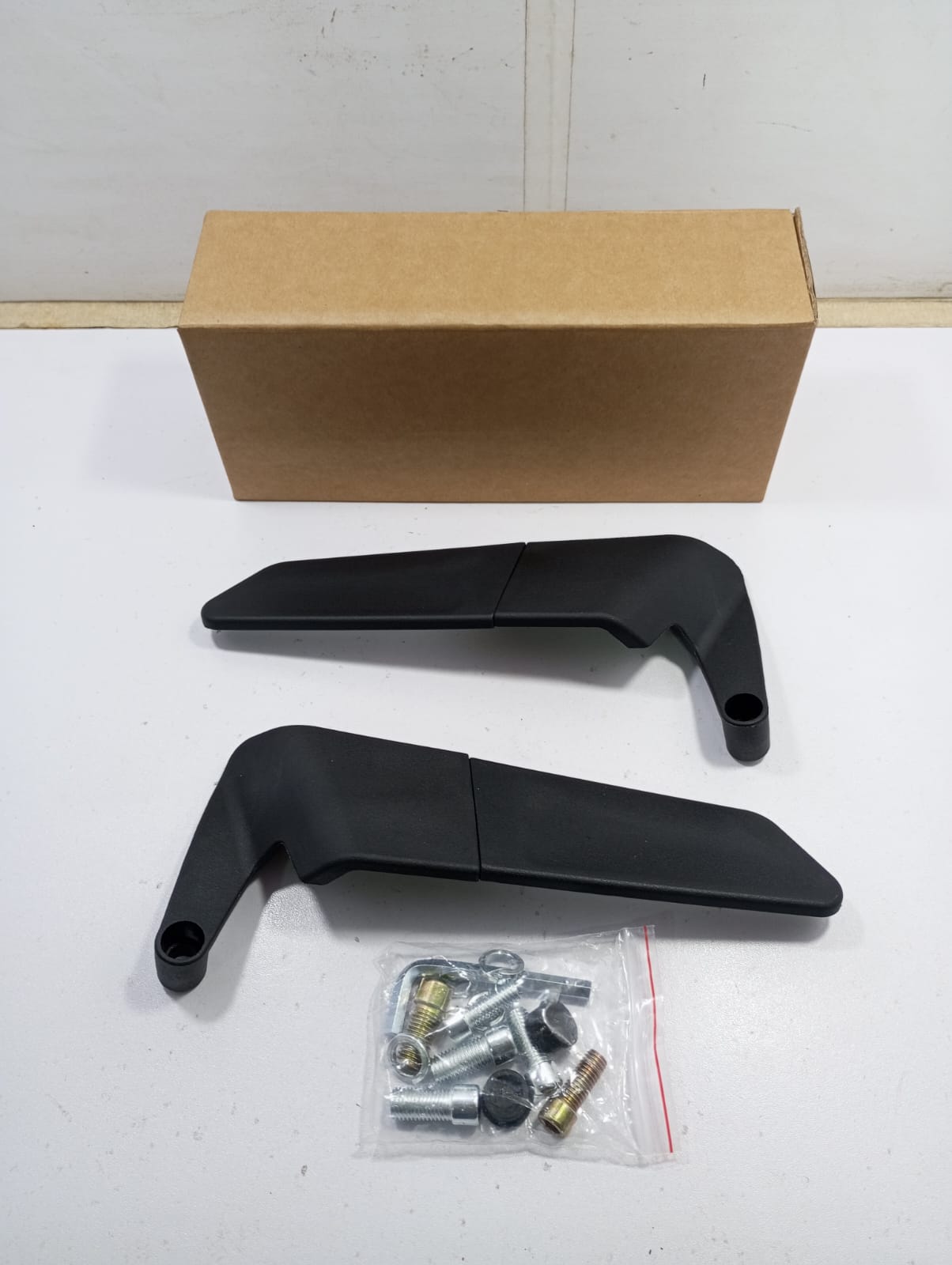 Wing Mirror With Plastic Body - Image 4